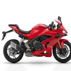 SRK 800 RR R8 640x480 1.jpg