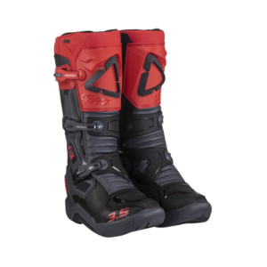 Boots 3.5 Red Pair 10002127 9ccb24a2 5c73 4fb3 9f52 534818215d02.png