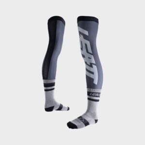 30758 Essentials MOTO KneeBraceSocks Grey 1 5026061450.jpg