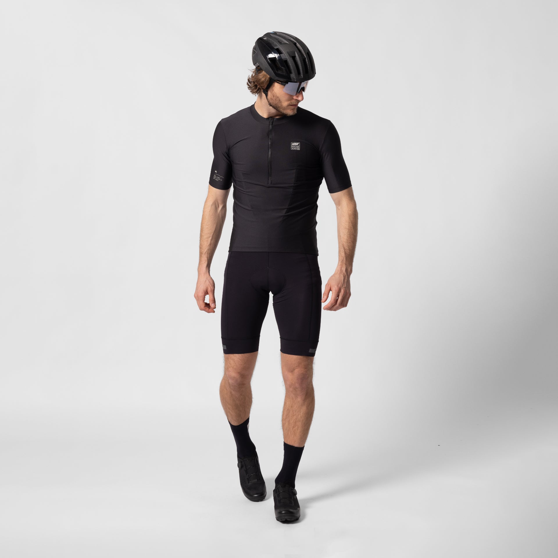 34011 Leatt MTB Endurance 1.0 RideKit Black 1 5027020460.jpg