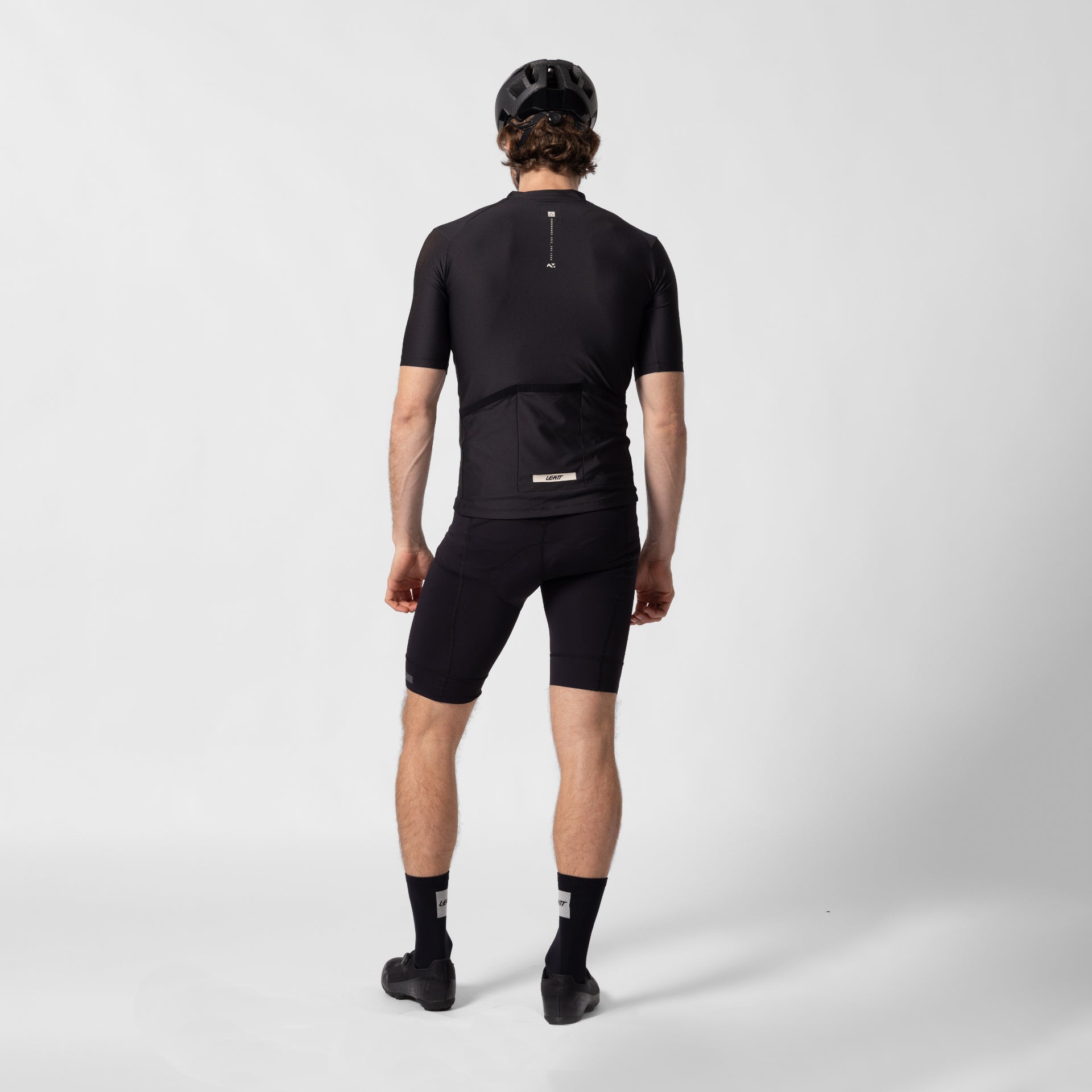34011 Leatt MTB Endurance 1.0 RideKit Black 2 5027020460.jpg