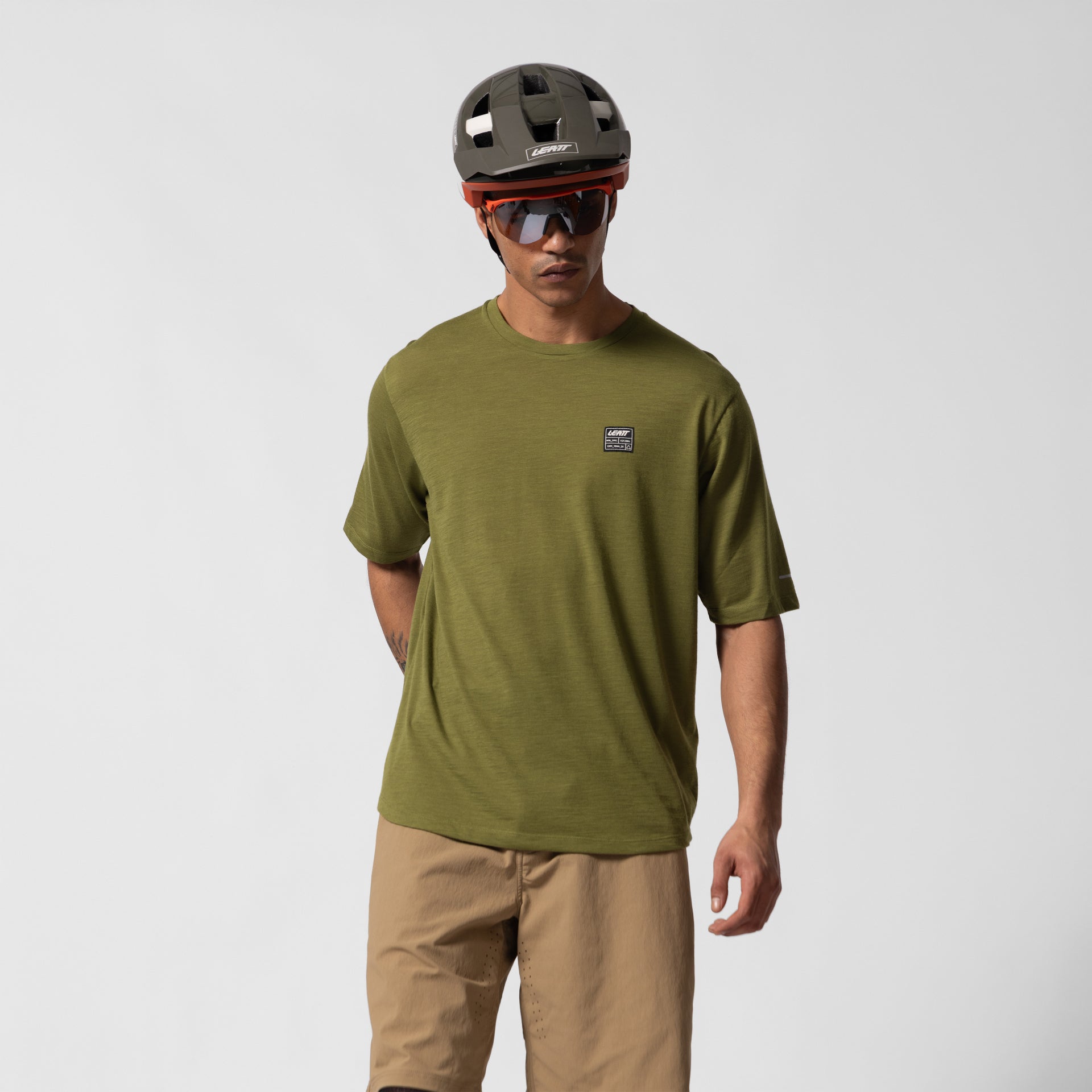 34028 Leatt Jersey MTB Trail 5.0 Merino SwampGreen 1 5027020600 8bc8c9d2 0fc2 4e33 be48 4a98f54b49d6.jpg