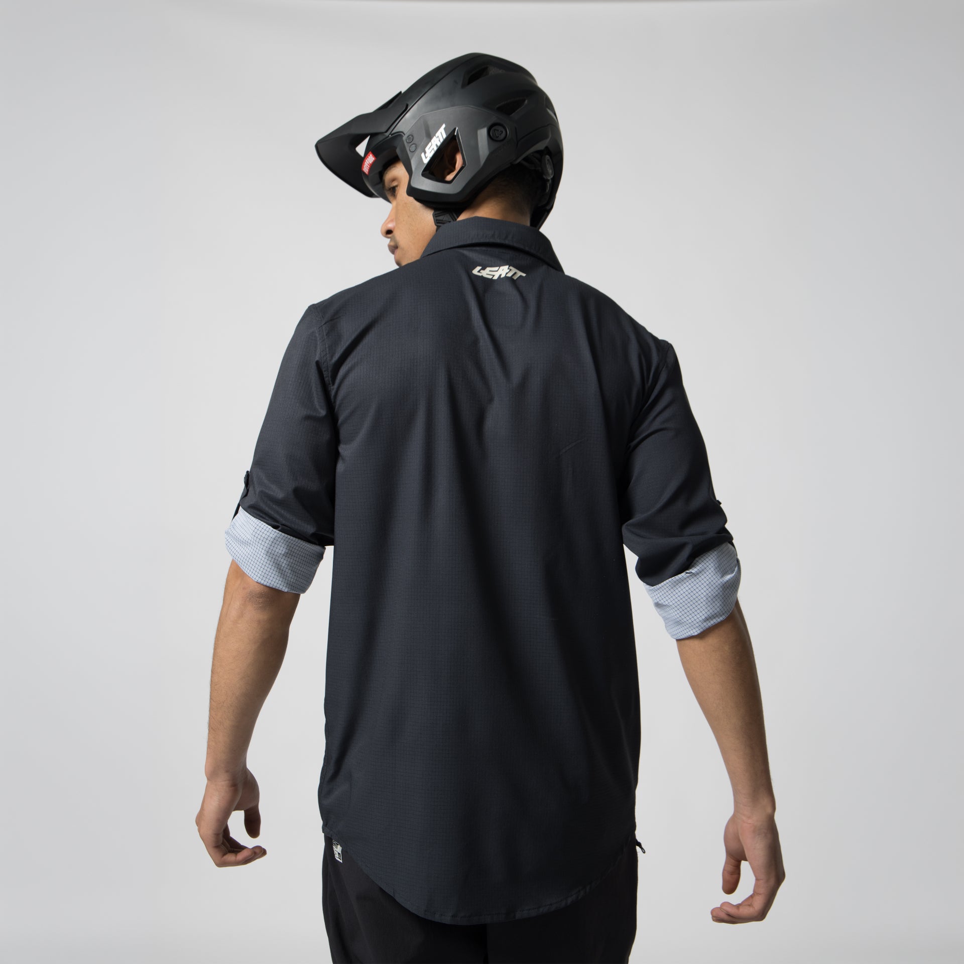 34046 Leatt Shirt MTB Trail 5.0 Tech Black 9 5027020960.jpg