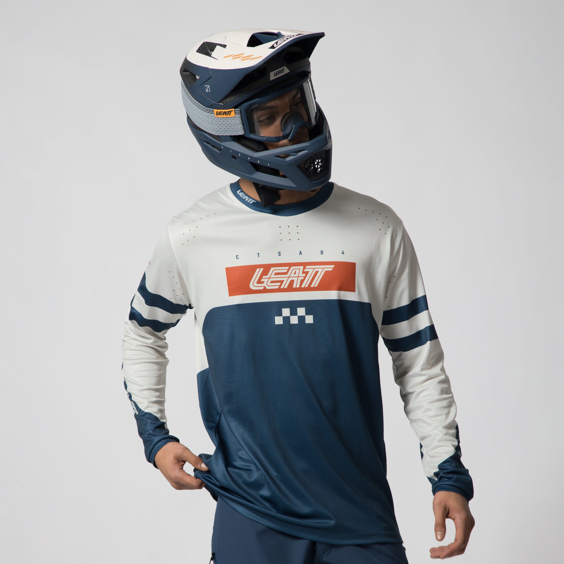 34092 Leatt JerseyLS MTB Gravity 4.0 MidnightBlue 1 5027021520.jpg
