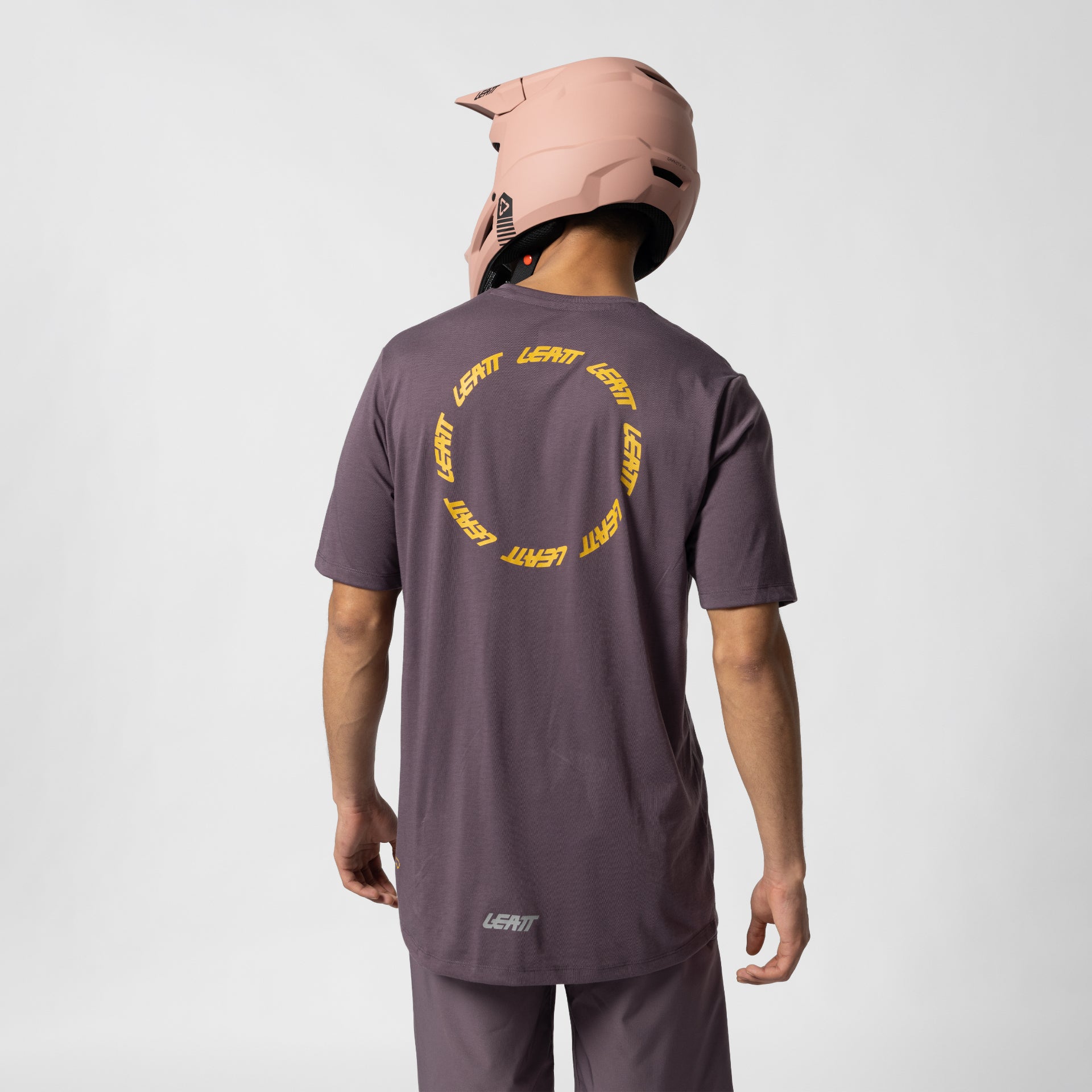 34102 Leatt Jersey MTB Gravity 3.0 DustyPurple 3 5027021720.jpg