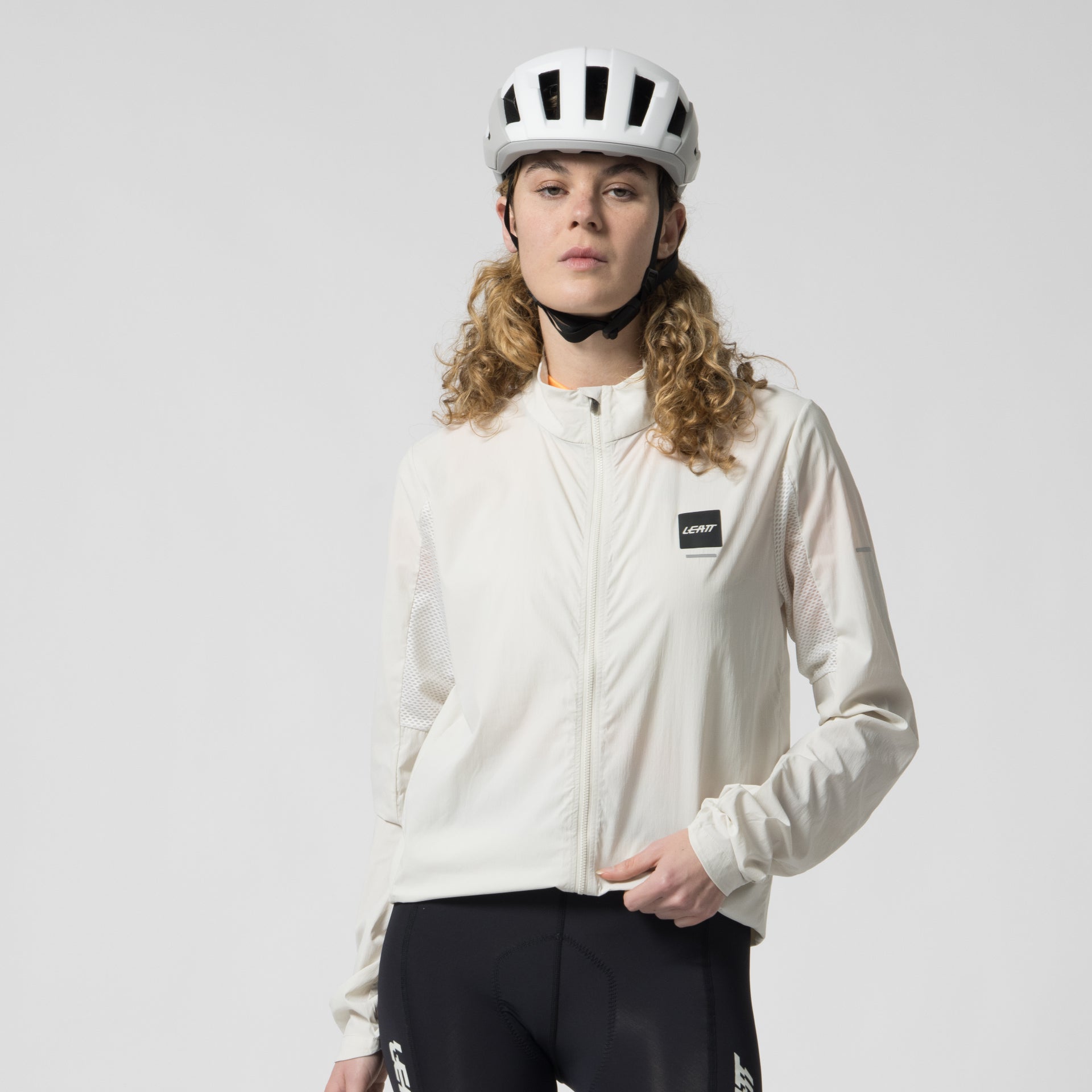 34184 Leatt Jacket MTB WindBlock 2.0 CreamWhite 1 5027022730.jpg