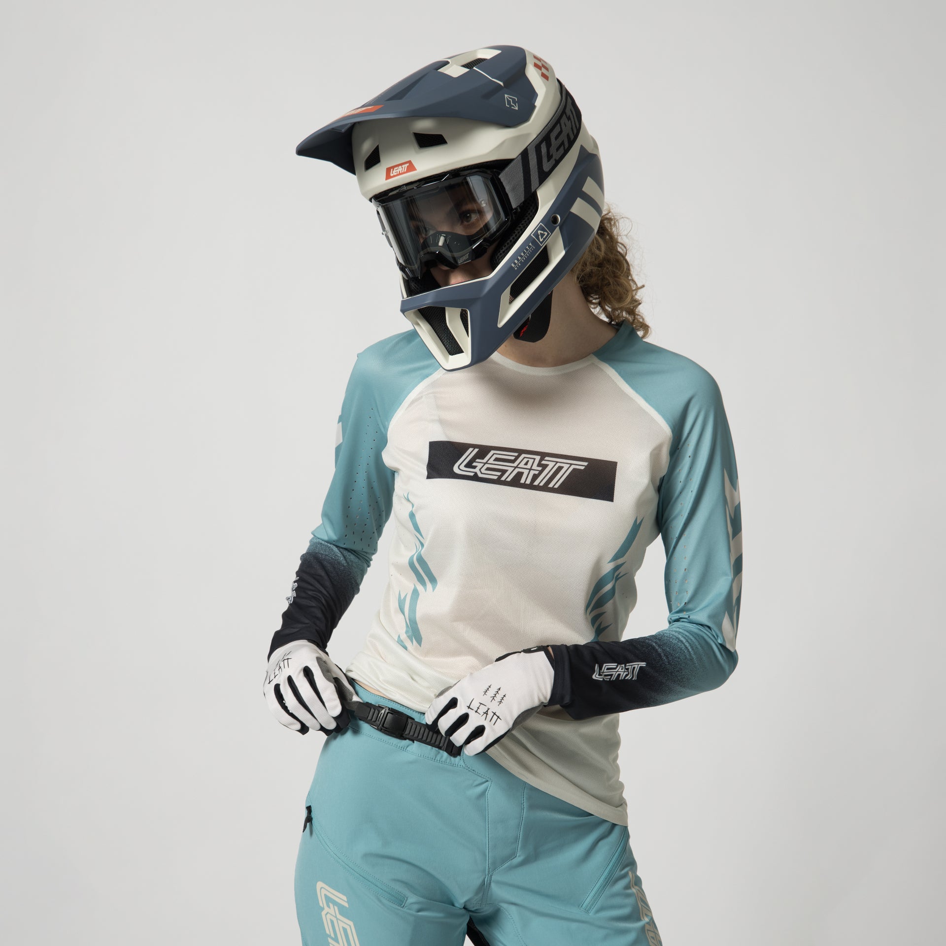 34186 Leatt Jersey MTB Gravity 5.0 FrostBlue 1 5027022770.jpg