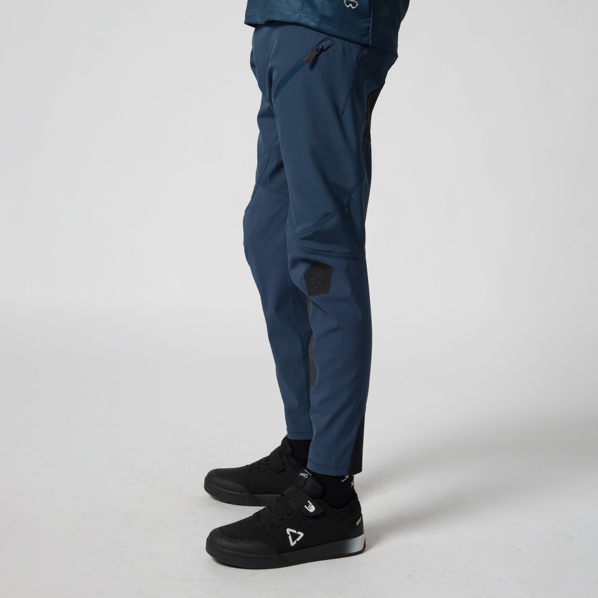 34238 Leatt Pants MTB Junior Gravity 3.0 MidnightBlue 1 5027070300.jpg