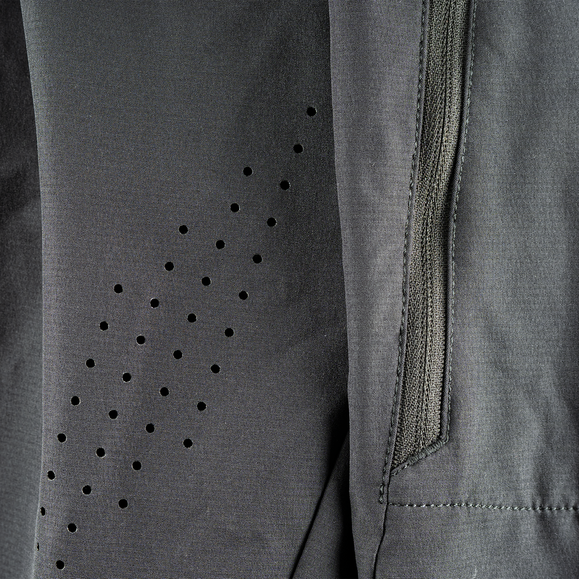34298 Leatt PantMTB 2.0Trail GhostBlack material 5026053700.png