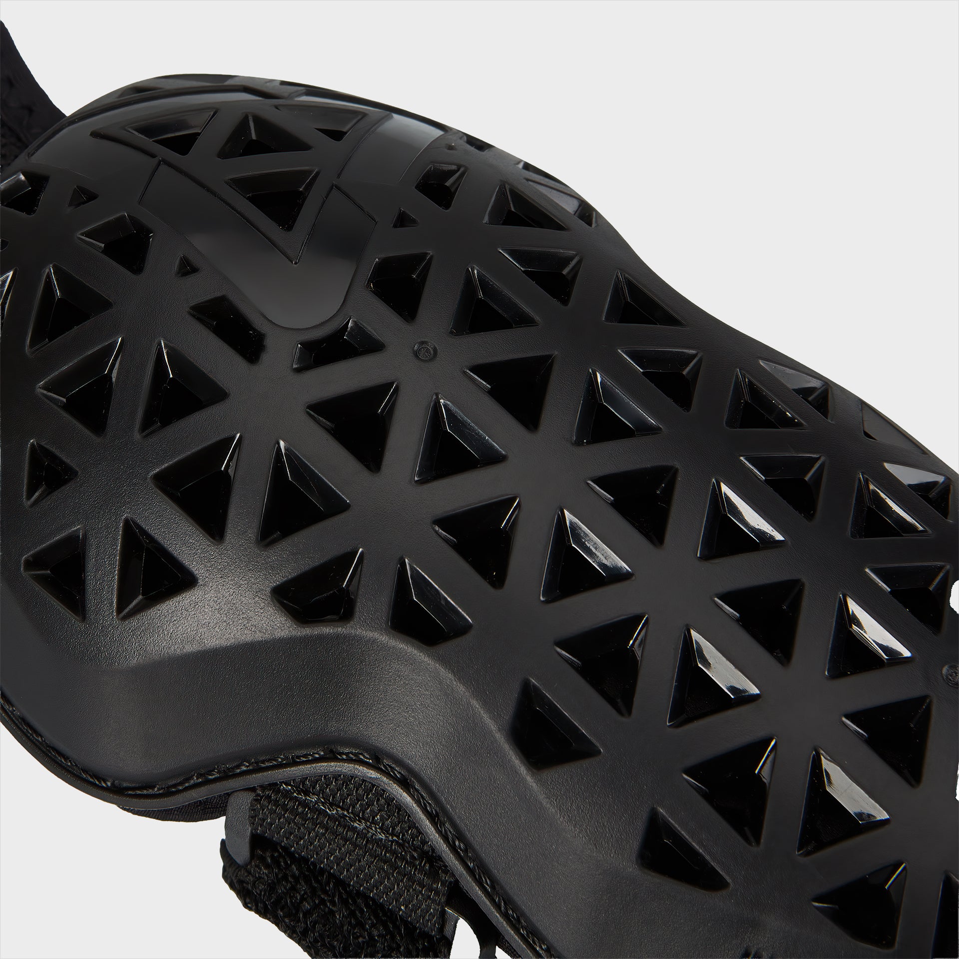 41964 Leatt Protection ElbowGuard FlexMesh Lite Jr Black 4 5027011450 b09a1671 d3c1 4e57 841f 5ce3db6b3788.jpg