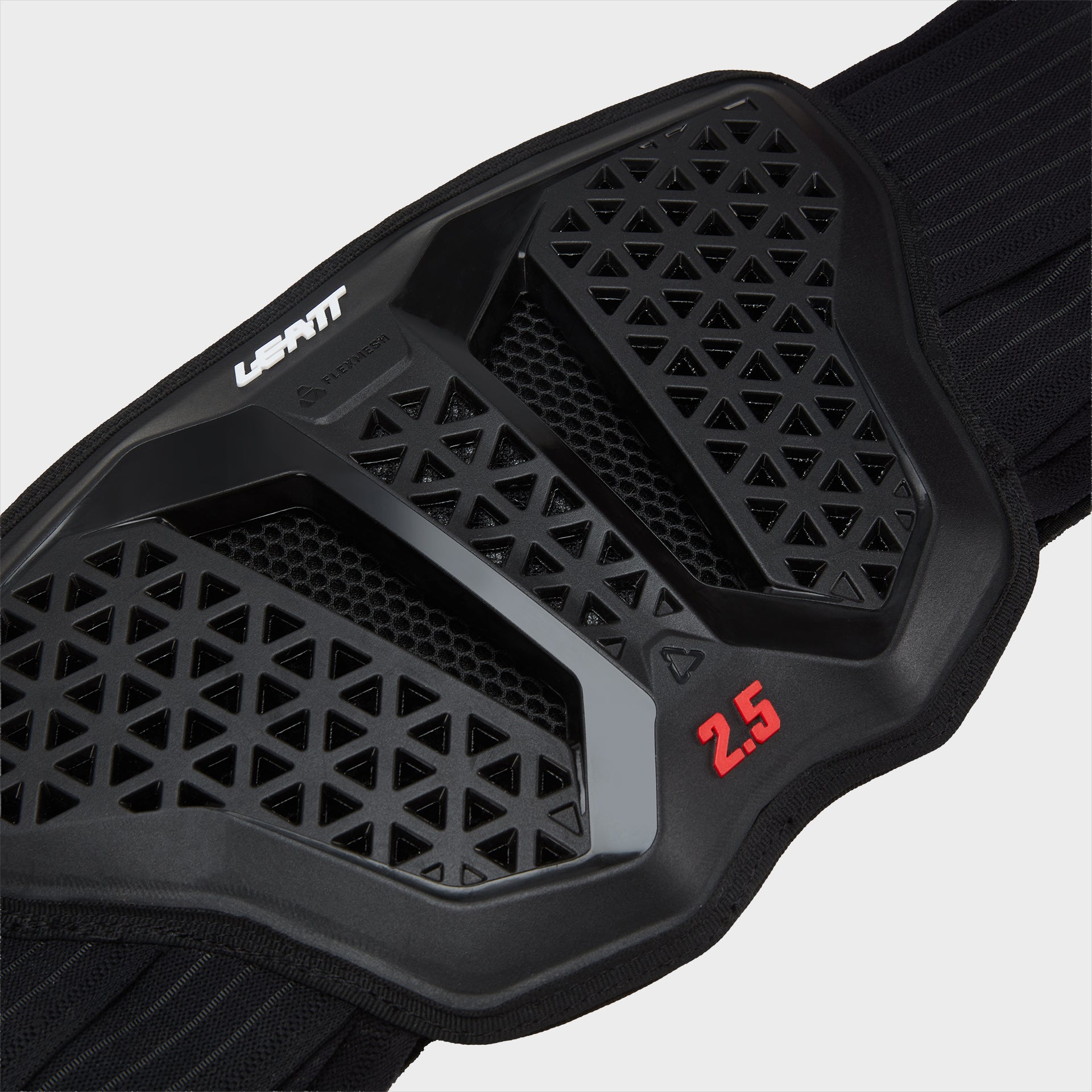 41985 Leatt Protection KidneyBelt 2.5 FlexMesh Black 2 5027011000 f5a83b9f 479b 4fc2 88c8 ab4864a5a8c8.jpg