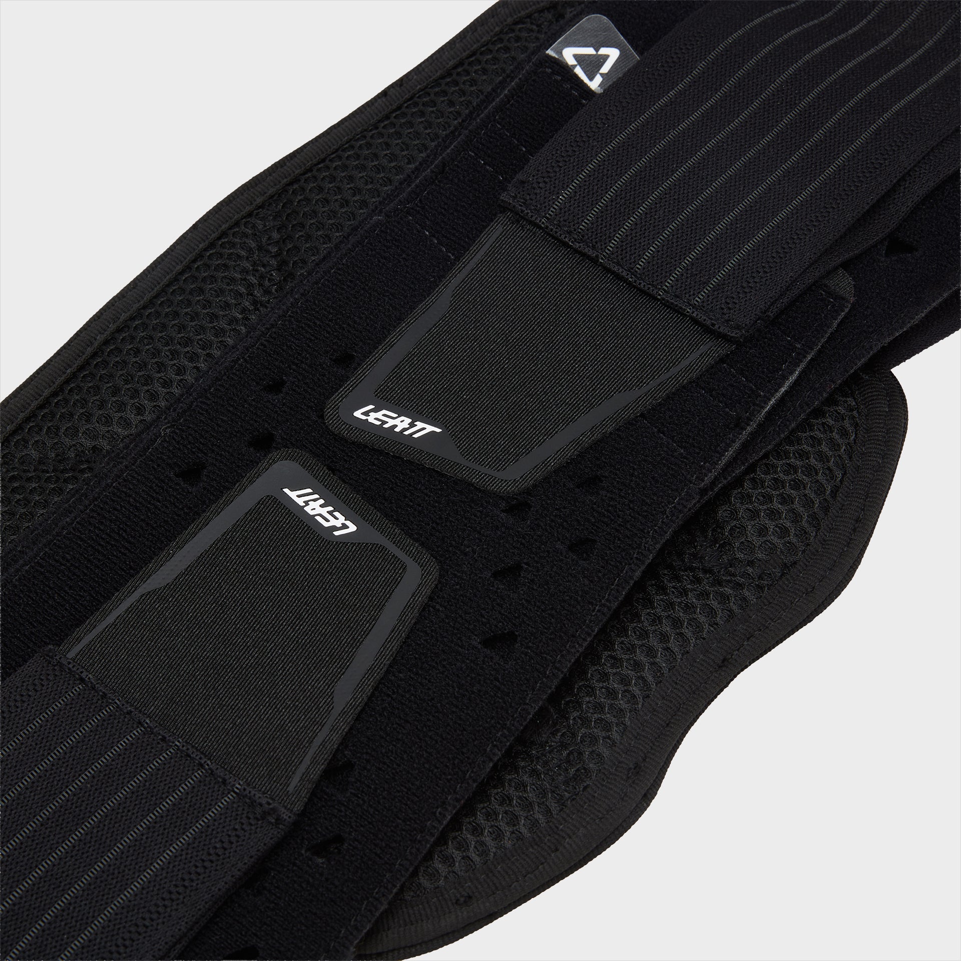 41985 Leatt Protection KidneyBelt 2.5 FlexMesh Black 3 5027011000.jpg