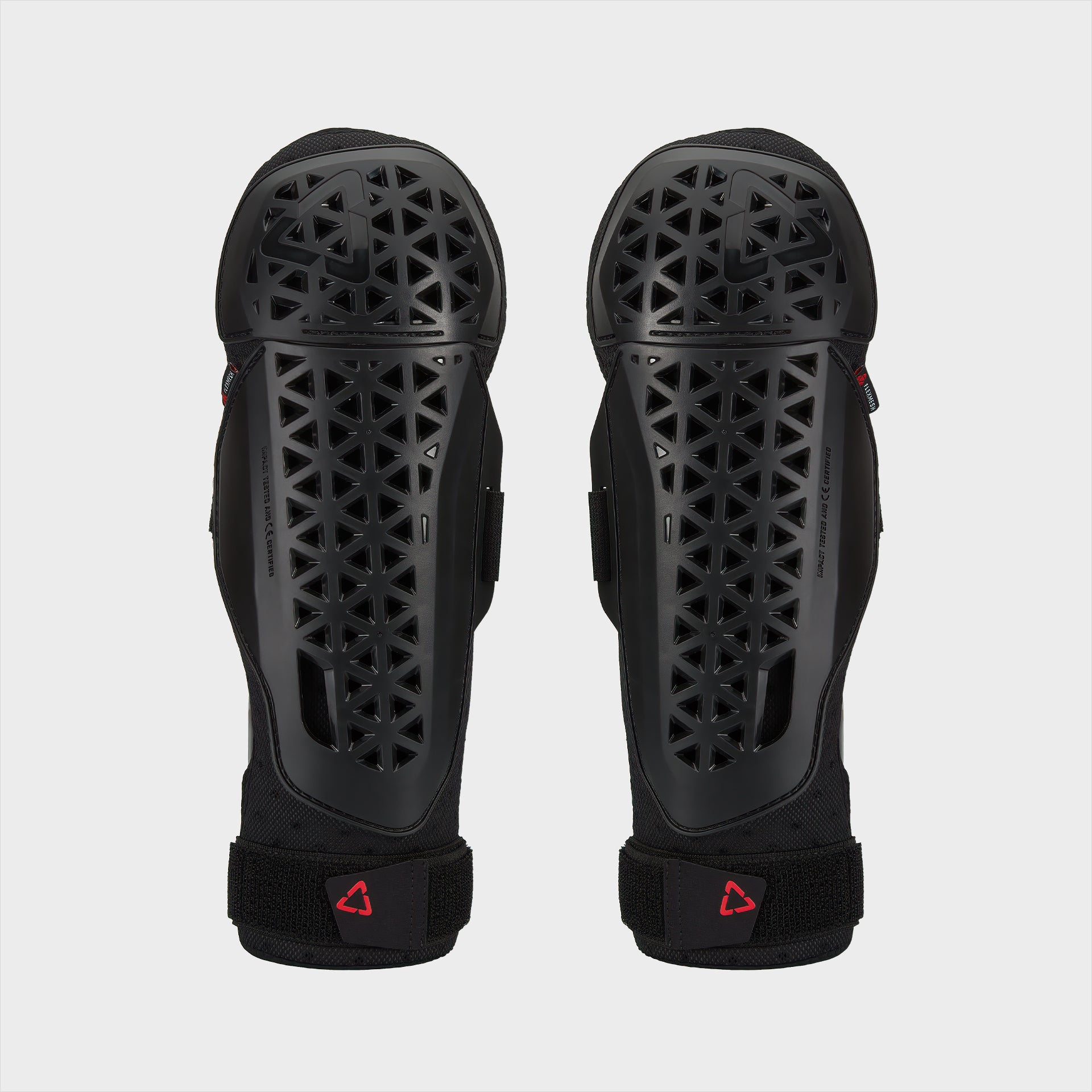 42010 Leatt Protection KneeGuard FlexMesh Lite EXT Jr Black 1 5027011400 82634dda 53f2 4bb7 8304 217114a00a1e.jpg