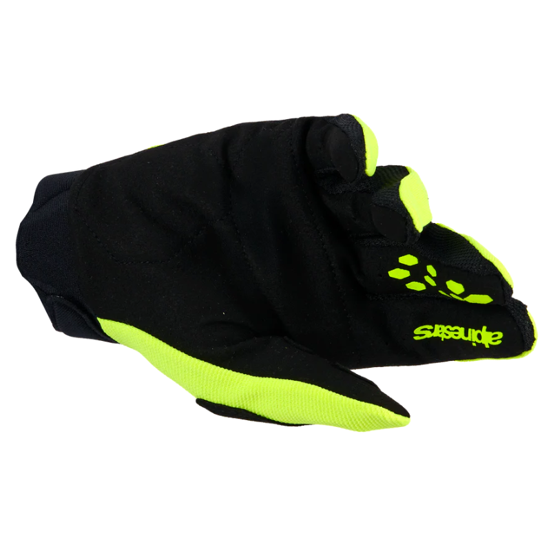Untitled design 2025 08 28T141045.755.png