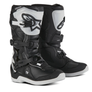 Untitled design 2025 12 15T101050.967.png